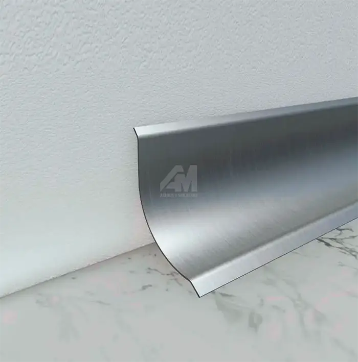 AYM DECORA SALA - LIMA PERÚ - ZÓCALOS CURVOS - SANITARIOS CURVOS - ATEMPORAL - DECORACIÓN - SUELO - DISEÑO DE INTERIORES - POLIETIRENO - RESISTENTE - ESTÉTICO - ZÓCALOS SANITARIOS