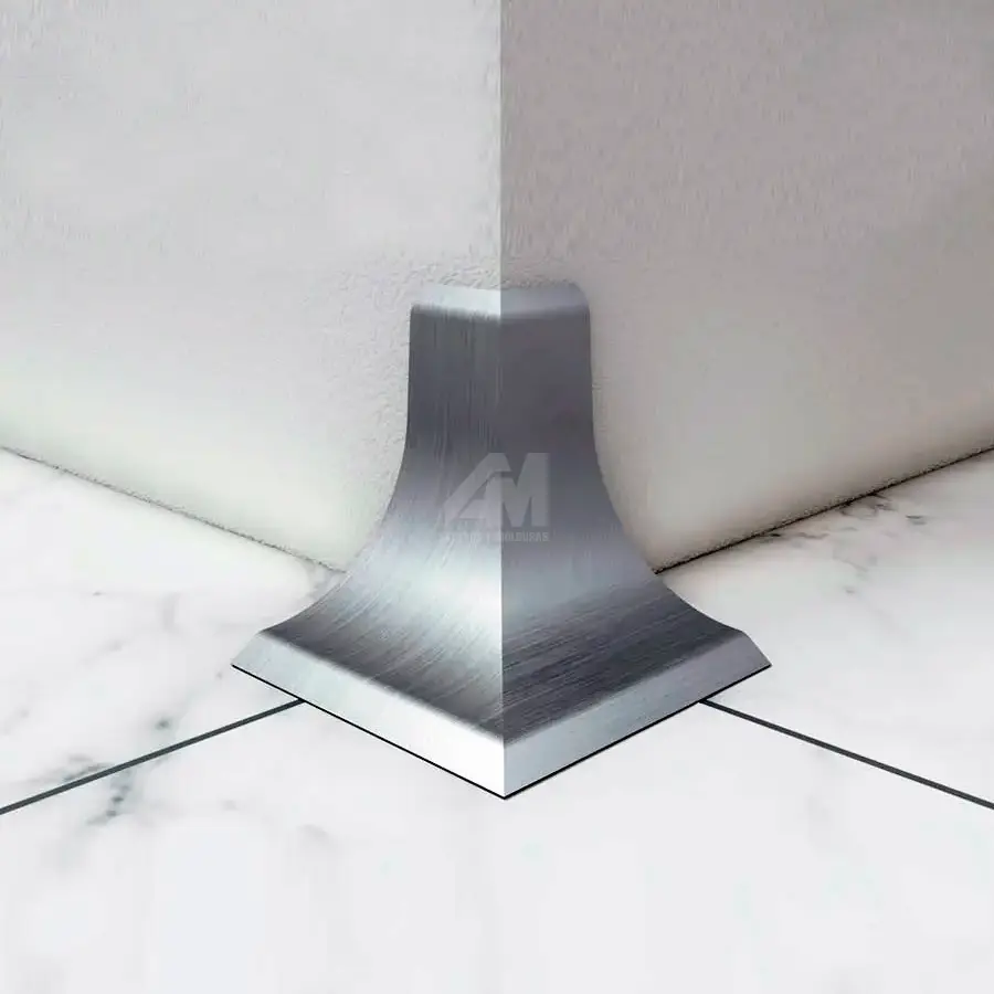 AYM DECORA SALA - LIMA PERÚ - ZÓCALOS CURVOS - SANITARIOS CURVOS - ATEMPORAL - DECORACIÓN - SUELO - DISEÑO DE INTERIORES - POLIETIRENO - RESISTENTE - ESTÉTICO - ZÓCALOS SANITARIOS